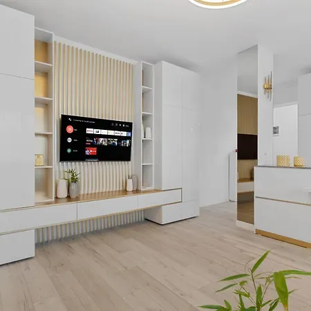 1bdr With Balcony & Private Parking * Bukarest